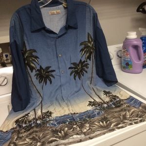 Men's extra-large Hawaiian style shirt